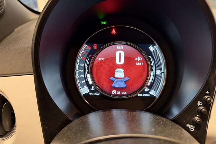 Hvid Fiat 500 fra 2023
