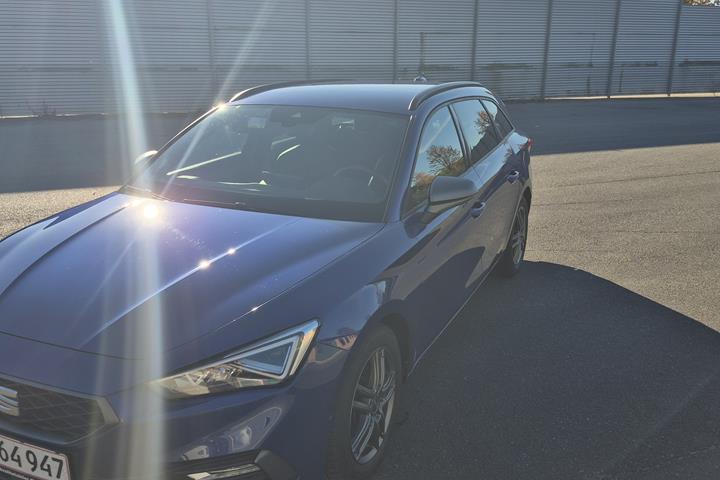 Blå Seat Leon fra 2021