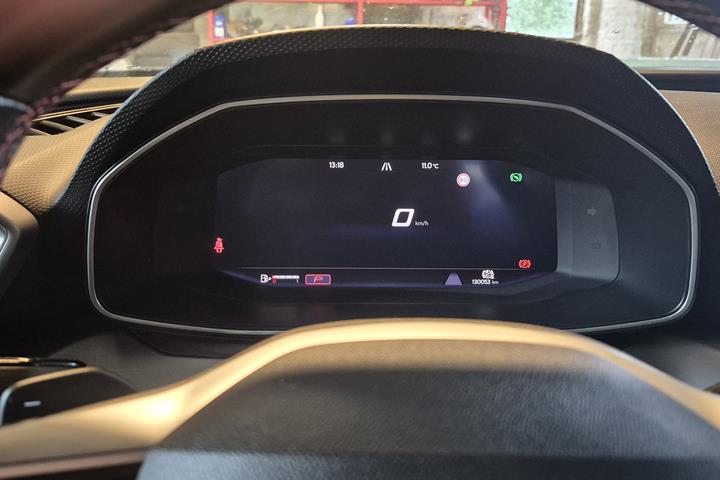 Blå Seat Leon fra 2021