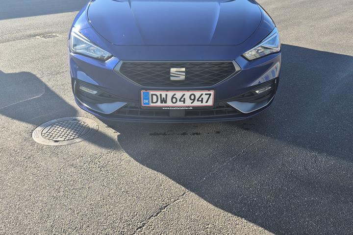 Blå Seat Leon fra 2021