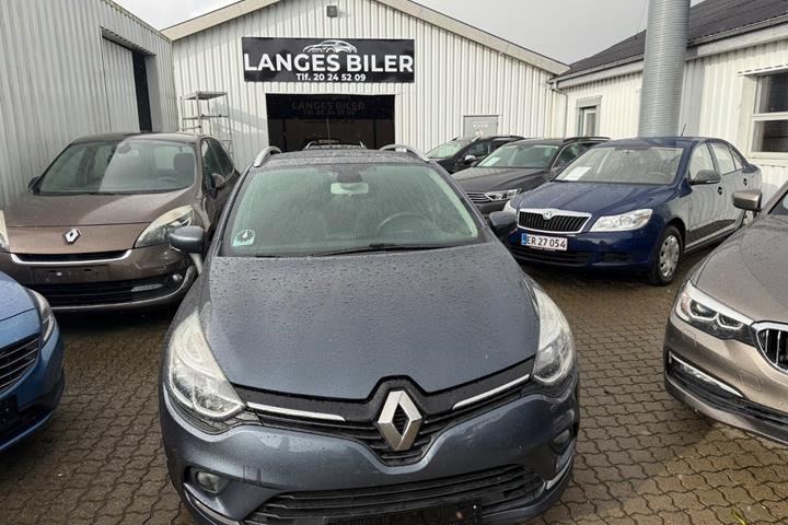 Grå Renault Clio IV fra 2016