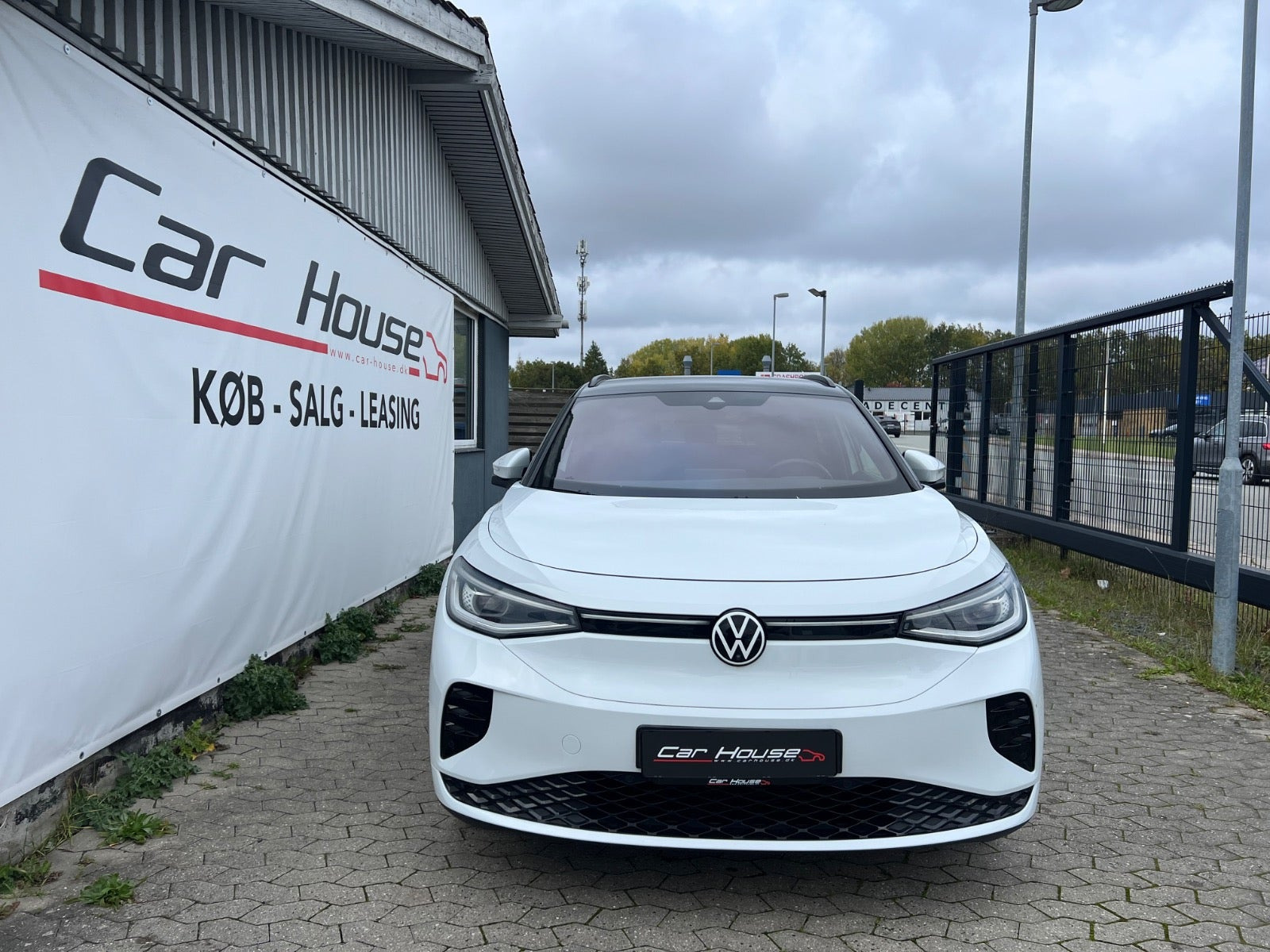 Hvid VW ID.4 fra 2023