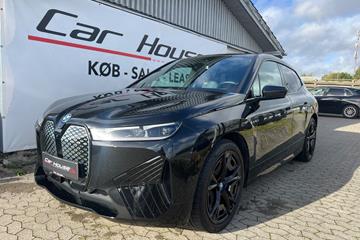 BMW iX xDrive40 Supercharged Sport