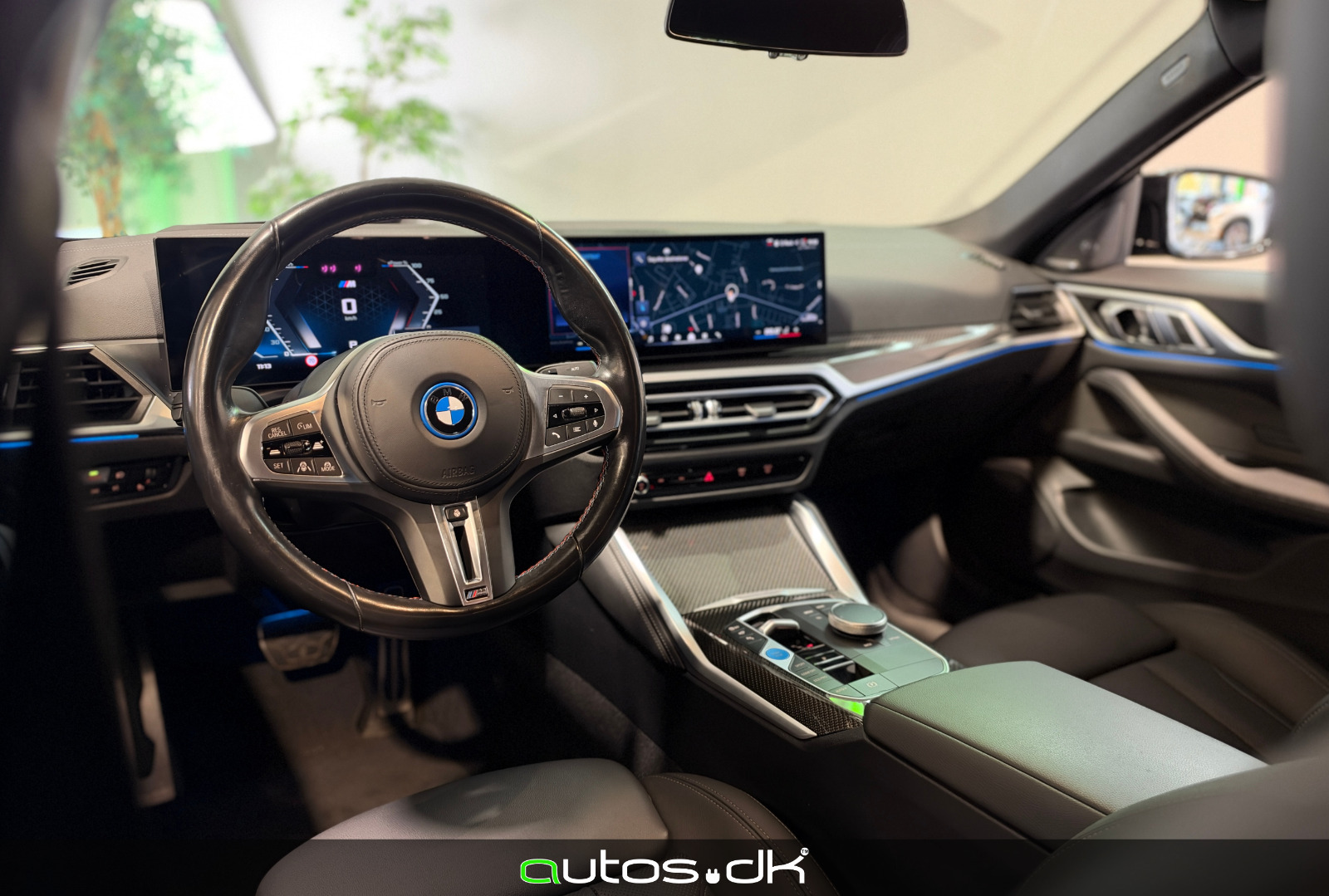 Grå BMW i4 fra 2023
