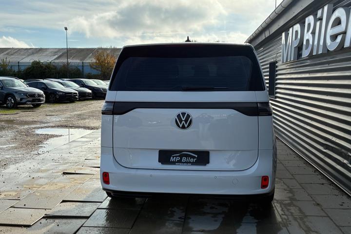 Hvid VW ID.Buzz fra 2024