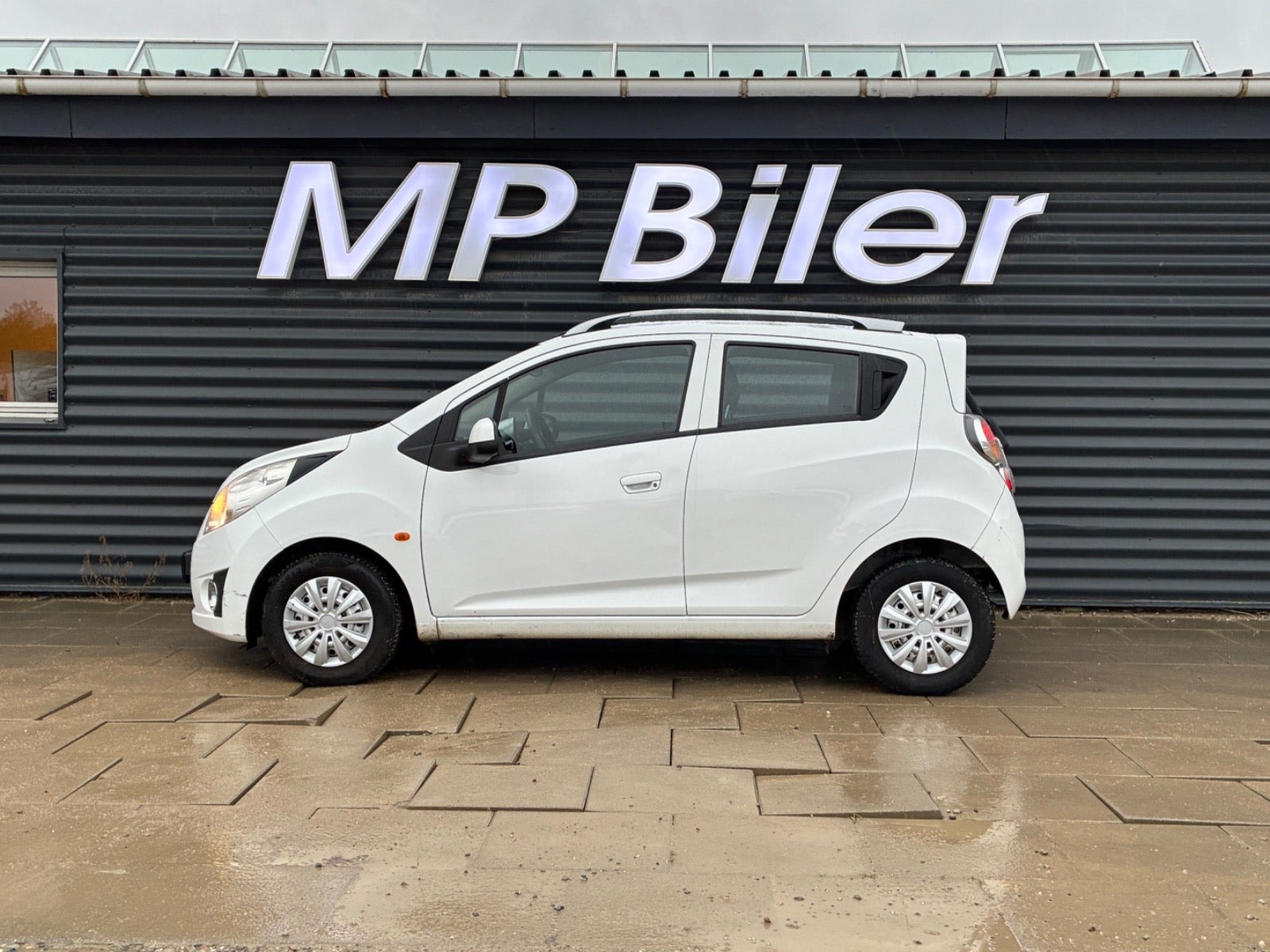 Hvid Chevrolet Spark fra 2011