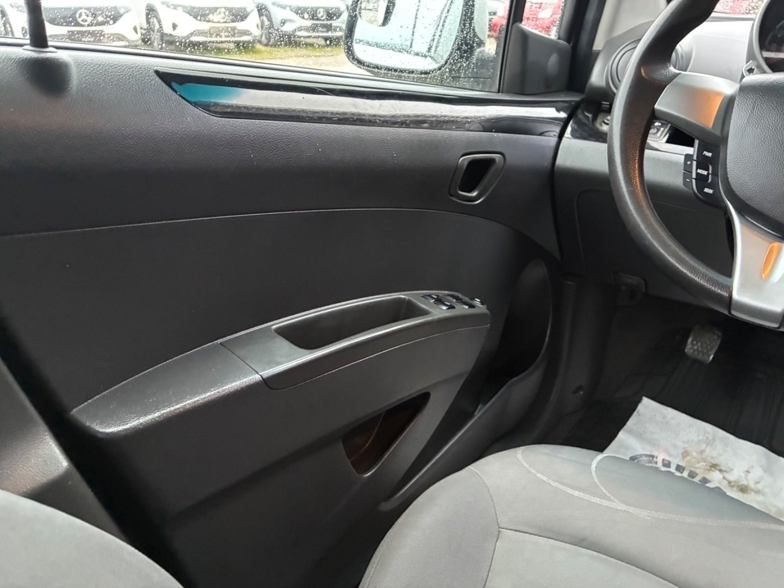 Hvid Chevrolet Spark fra 2011