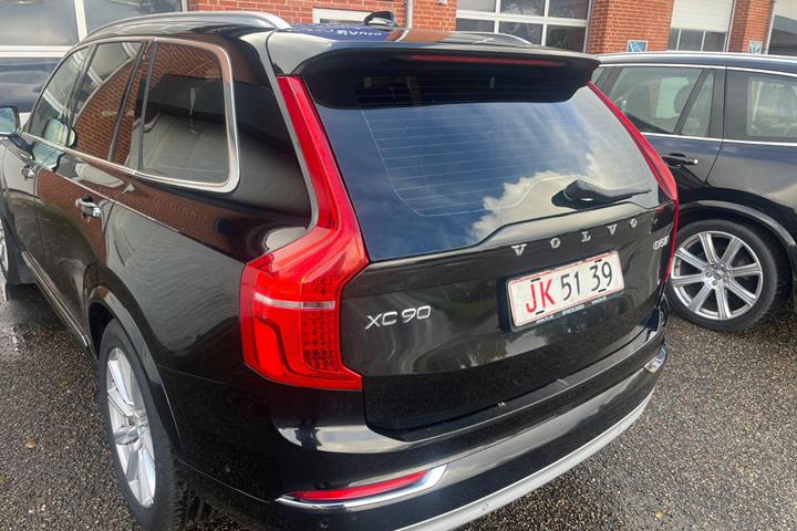 Sort Volvo XC90 fra 2018