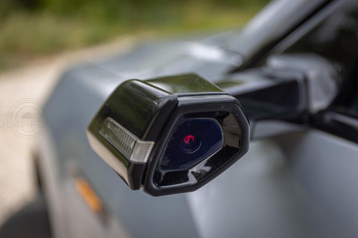 Grå Audi e-tron fra 2019