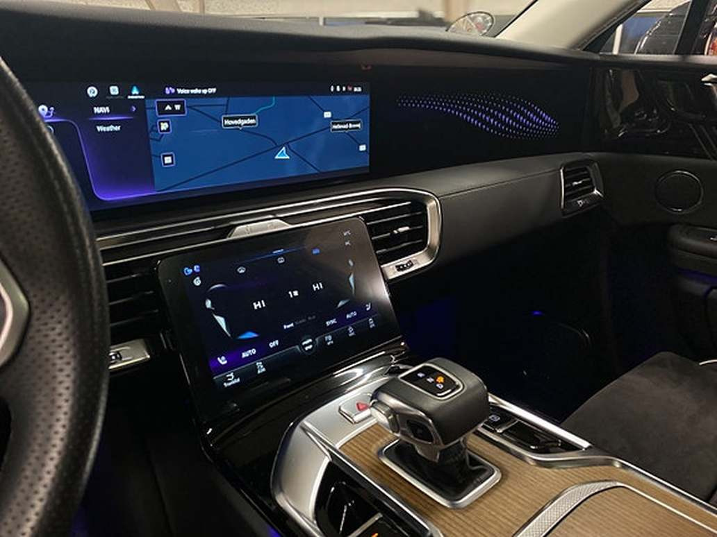 Sort Hongqi Hongqi E-HS9 fra 2024
