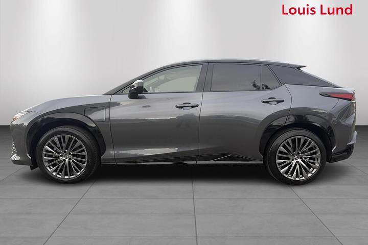Grå Lexus RZ fra 2024