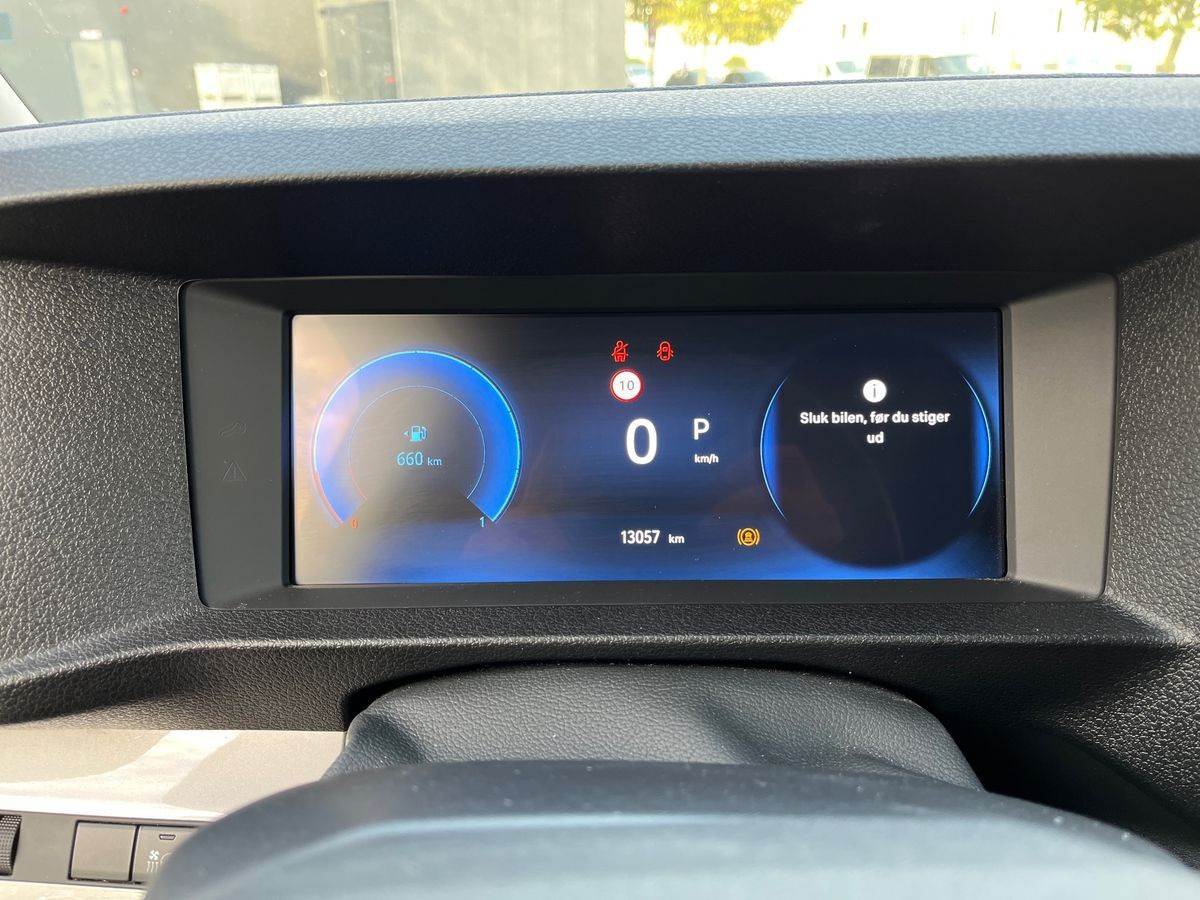 Hvid Toyota ProAce fra 2025