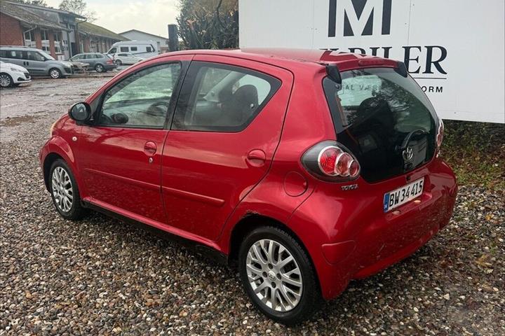 undefined Toyota Aygo fra 2010