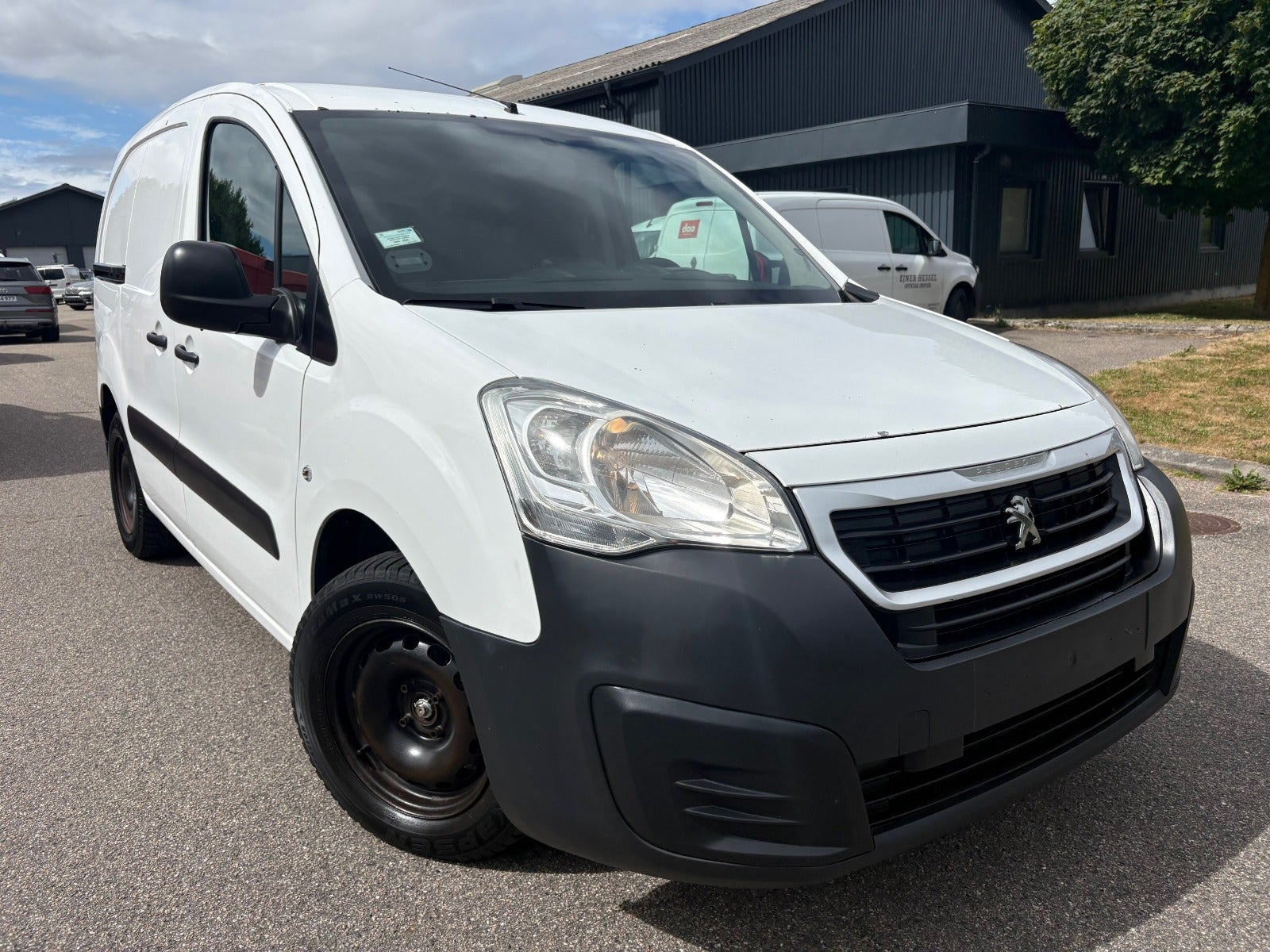 Peugeot Partner 1,6 BlueHDi 100 L1 ESG Flex Van
