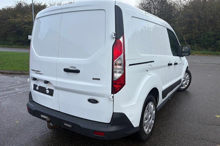 Hvid Ford Transit Connect fra 2015