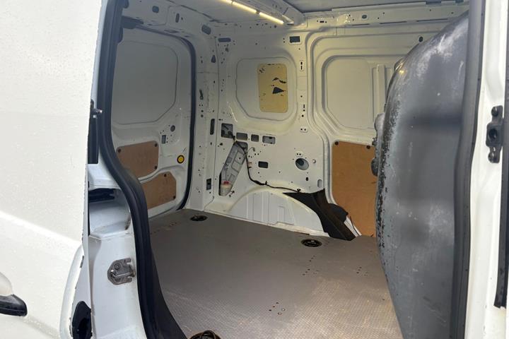 Hvid Ford Transit Connect fra 2015