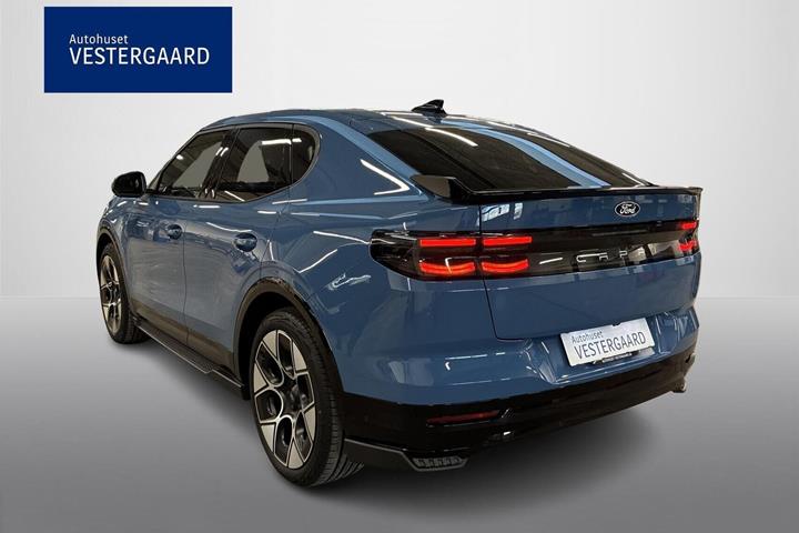 Blå Ford Capri fra 2026