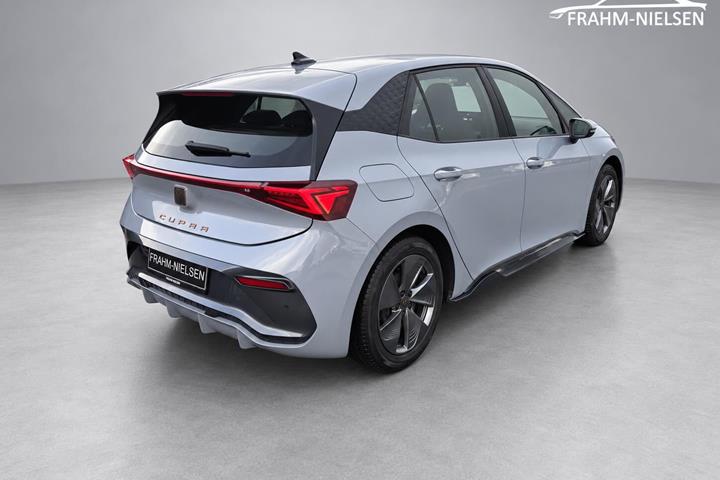 Grå Cupra Born fra 2023