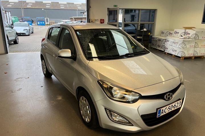 Sort Hyundai i20 fra 2013