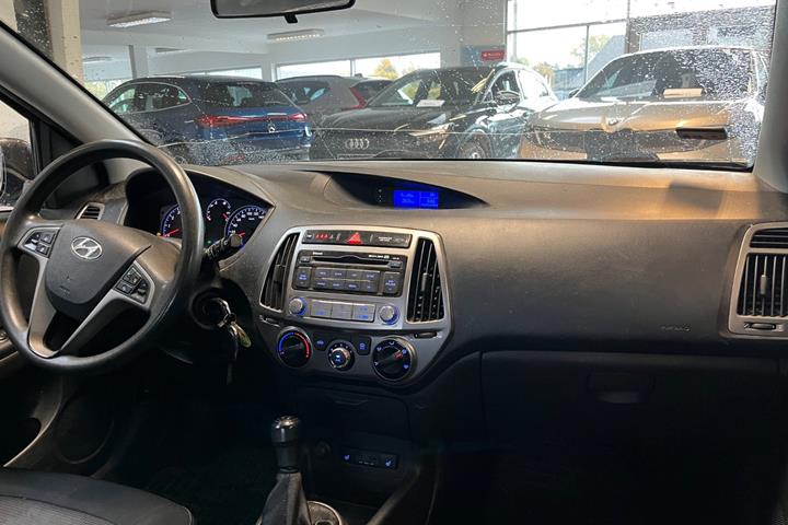 Sort Hyundai i20 fra 2013