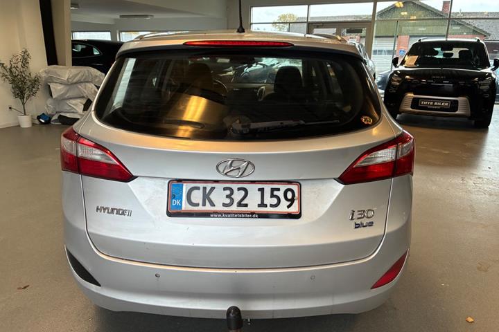 Sort Hyundai i30 fra 2014