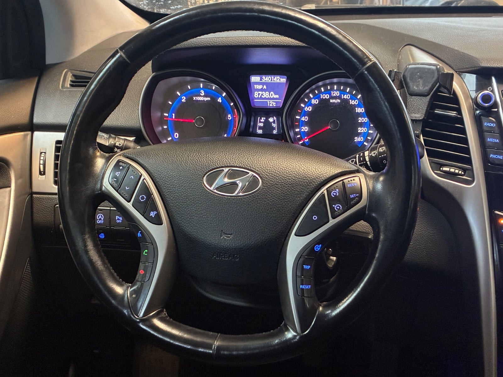Sort Hyundai i30 fra 2014