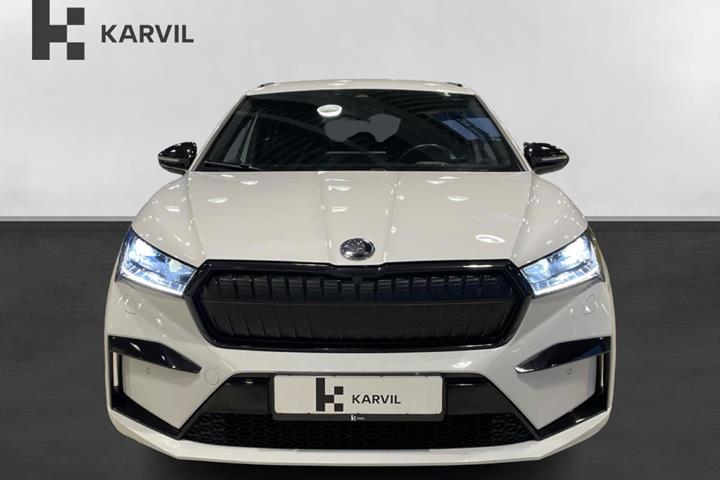 Hvid Skoda Enyaq fra 2022