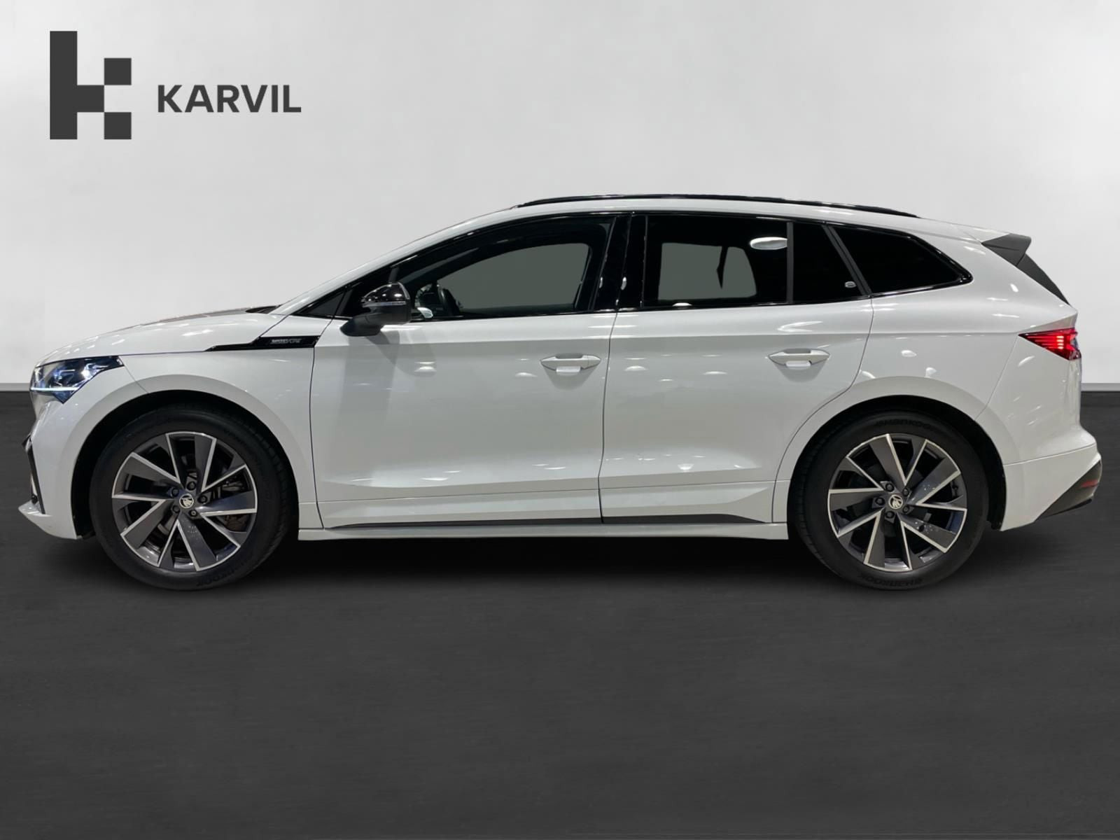 Hvid Skoda Enyaq fra 2022