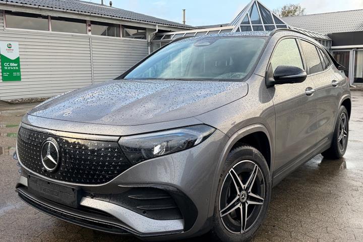 Grå Mercedes EQA250+ fra 2024