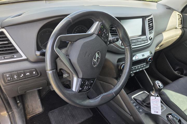 Brun Hyundai Tucson fra 2018