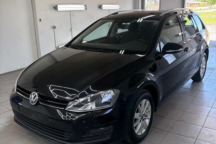 Sort VW Golf VII fra 2014