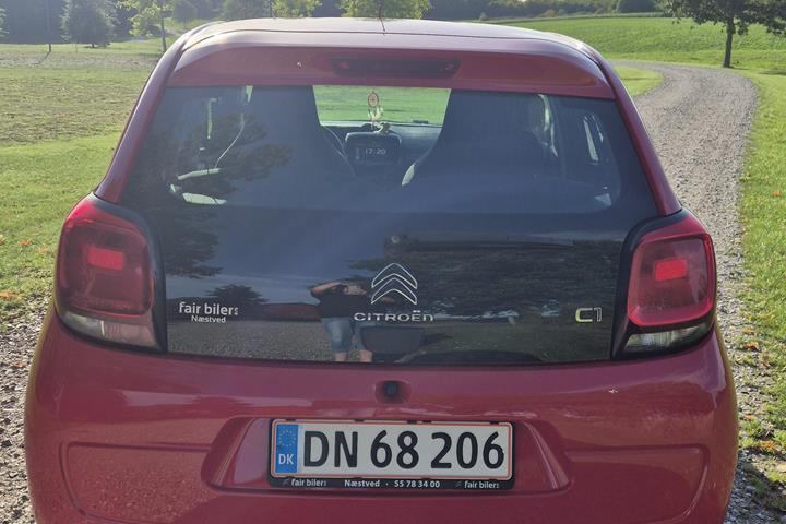 Rød Citroën C1 fra 2020