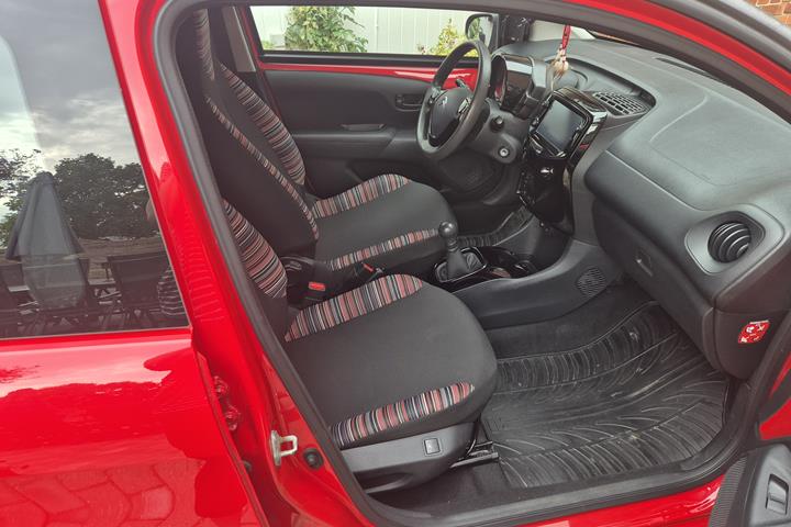 Rød Citroën C1 fra 2020
