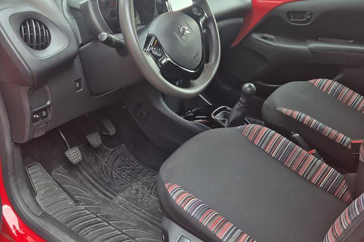 Rød Citroën C1 fra 2020