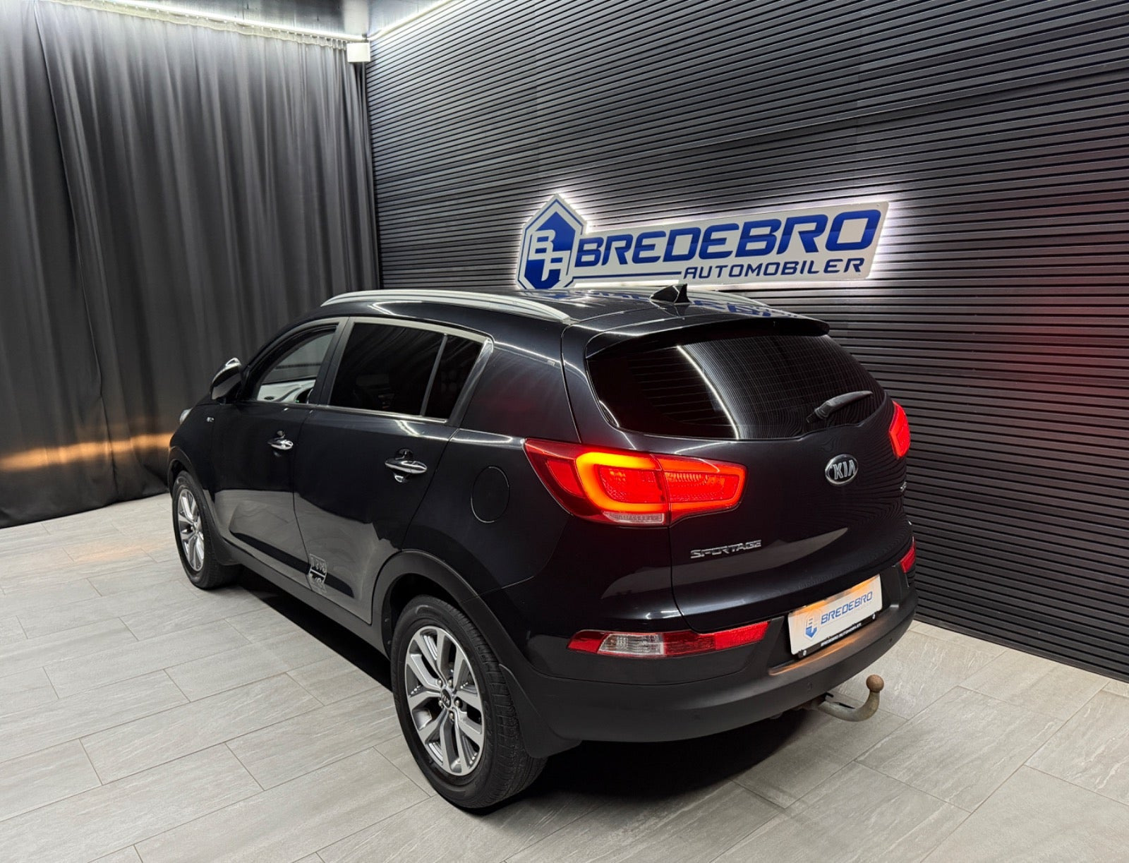 Grå Kia Sportage fra 2015