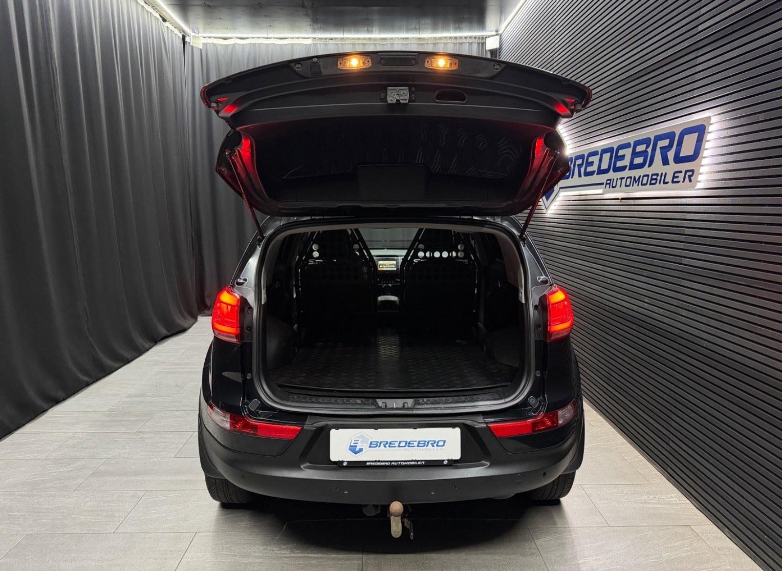 Grå Kia Sportage fra 2015