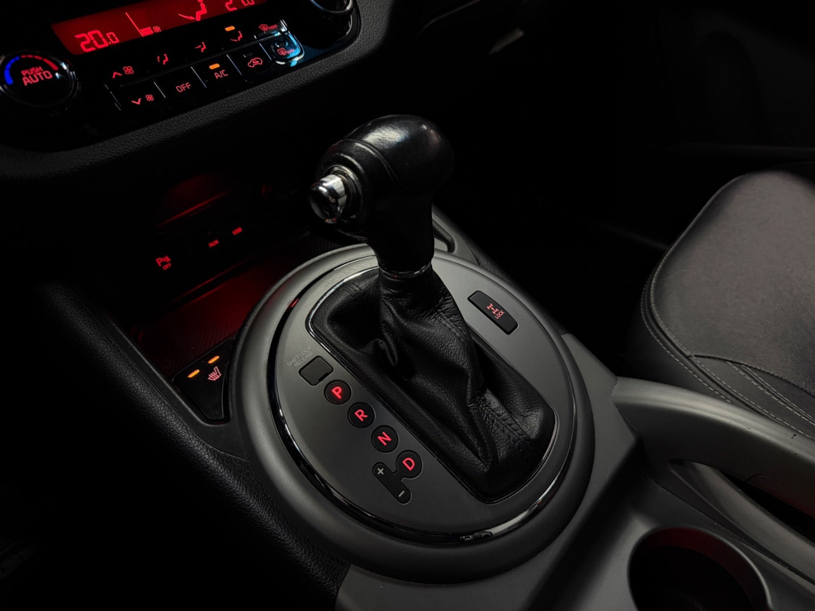 Grå Kia Sportage fra 2015