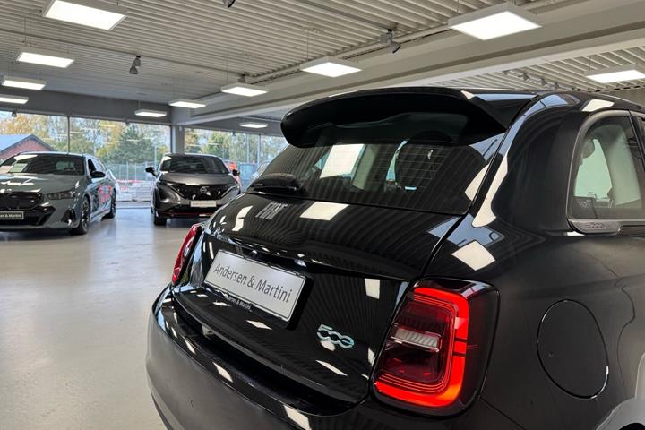 Sort Fiat 500e fra 2023