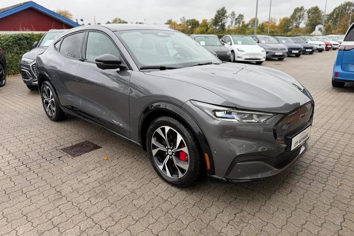 undefined Ford Mustang Mach-E fra 2023