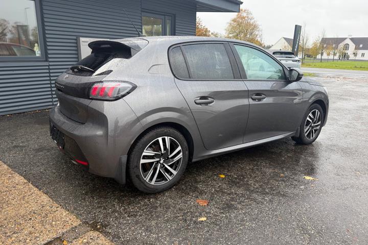 undefined Peugeot 208 fra 2020