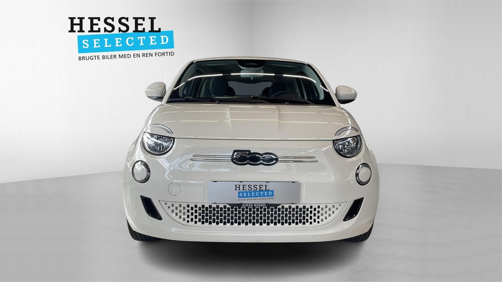 Hvid Fiat 500e fra 2022