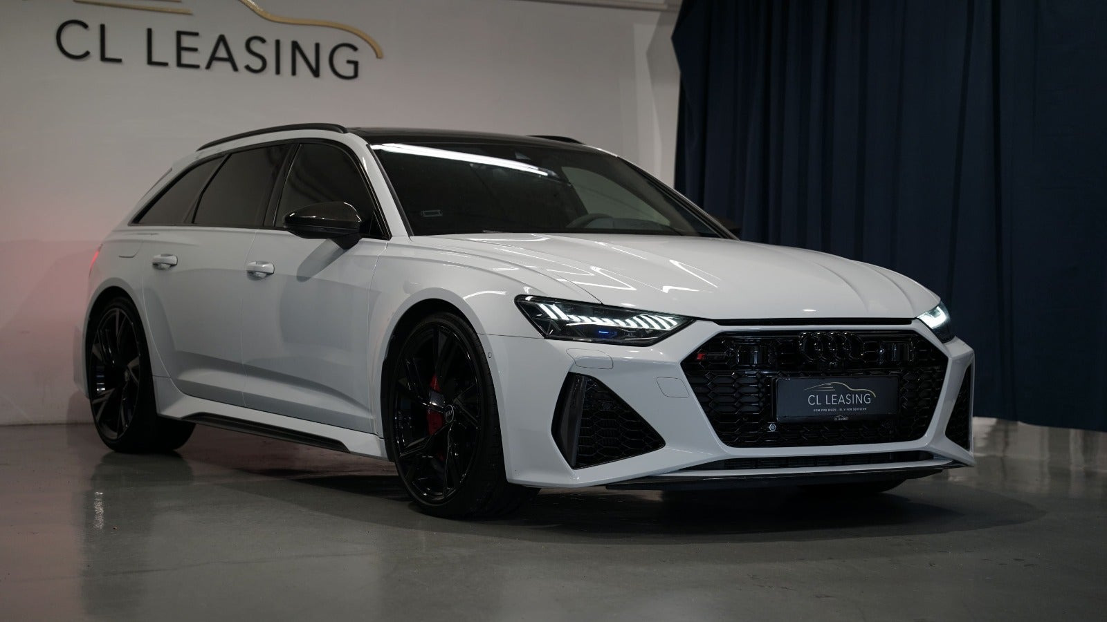 Hvid Audi RS6 fra 2020