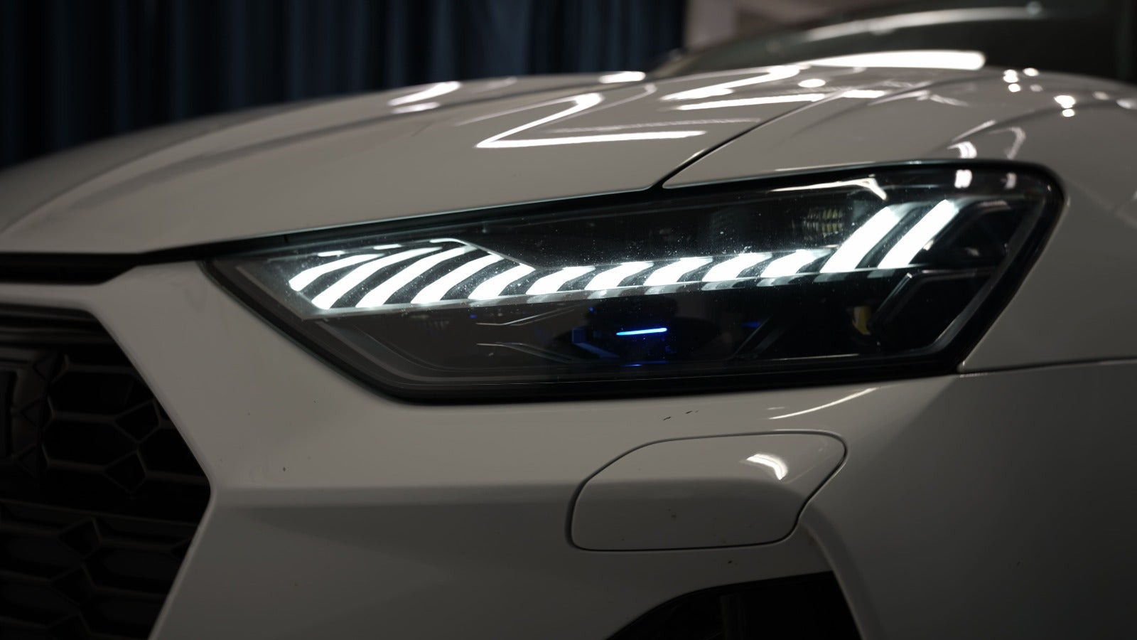 Hvid Audi RS6 fra 2020