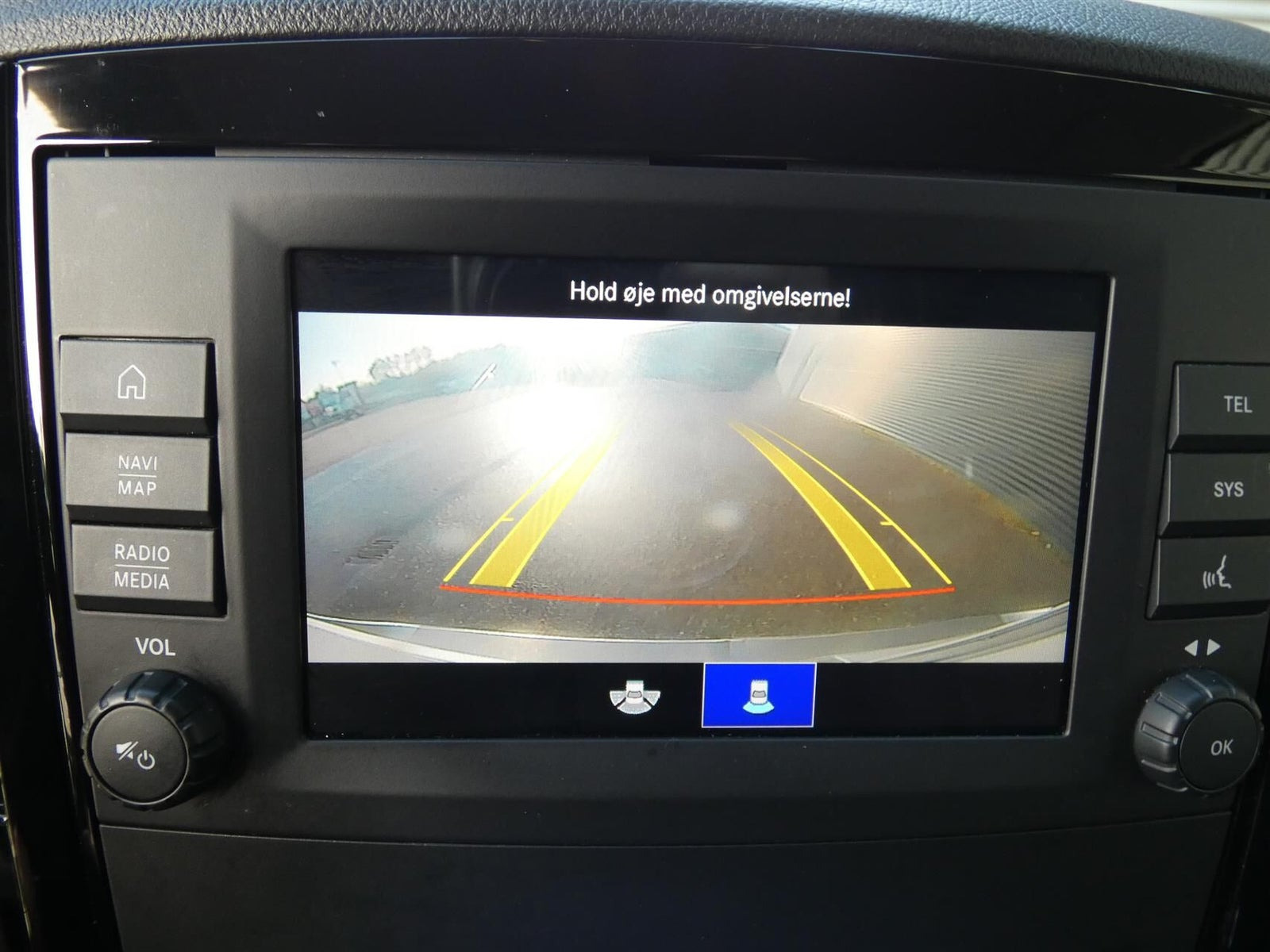 Sølv Mercedes Vito 114 fra 2021