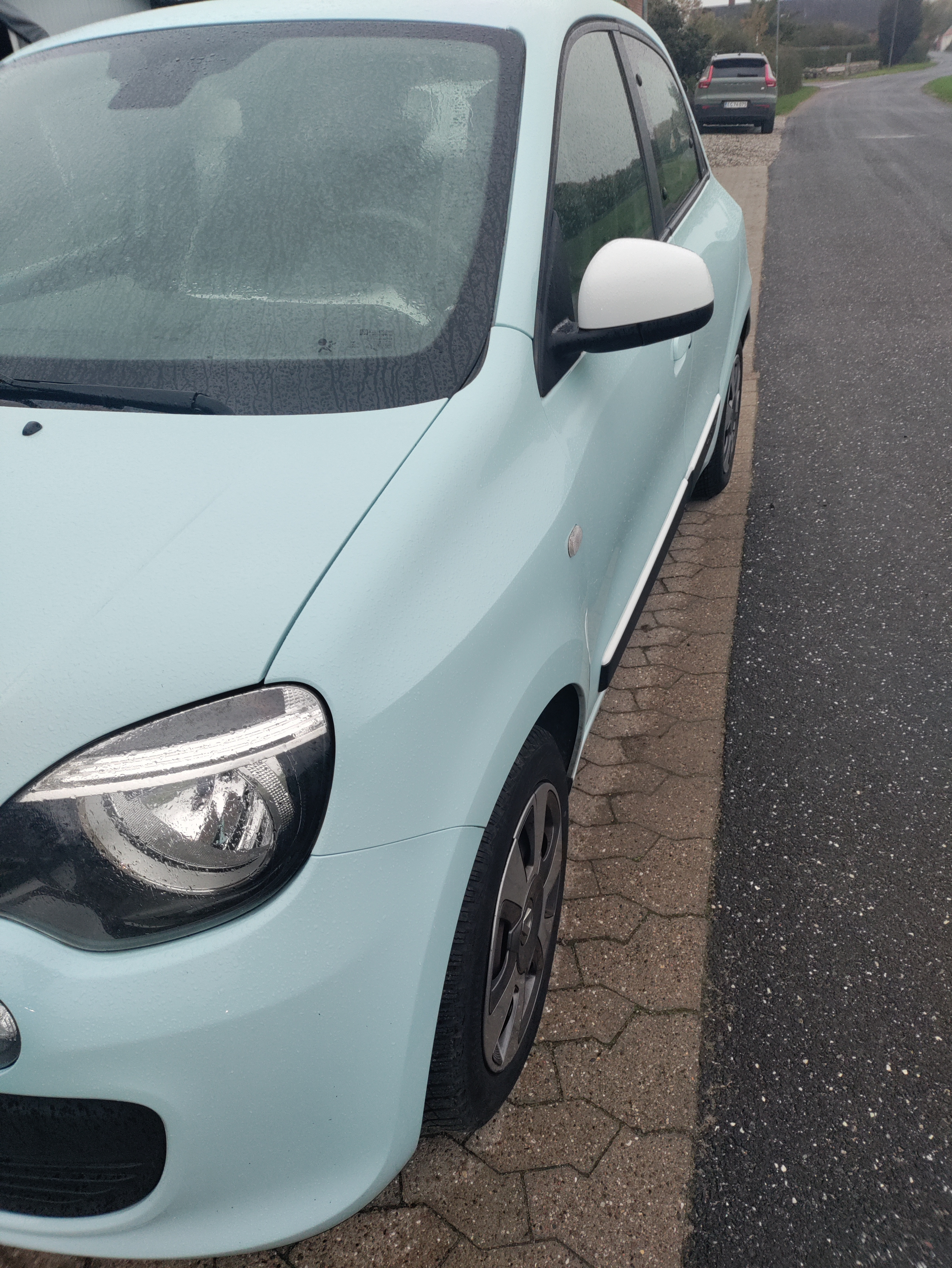 Blå Renault Twingo fra 2014