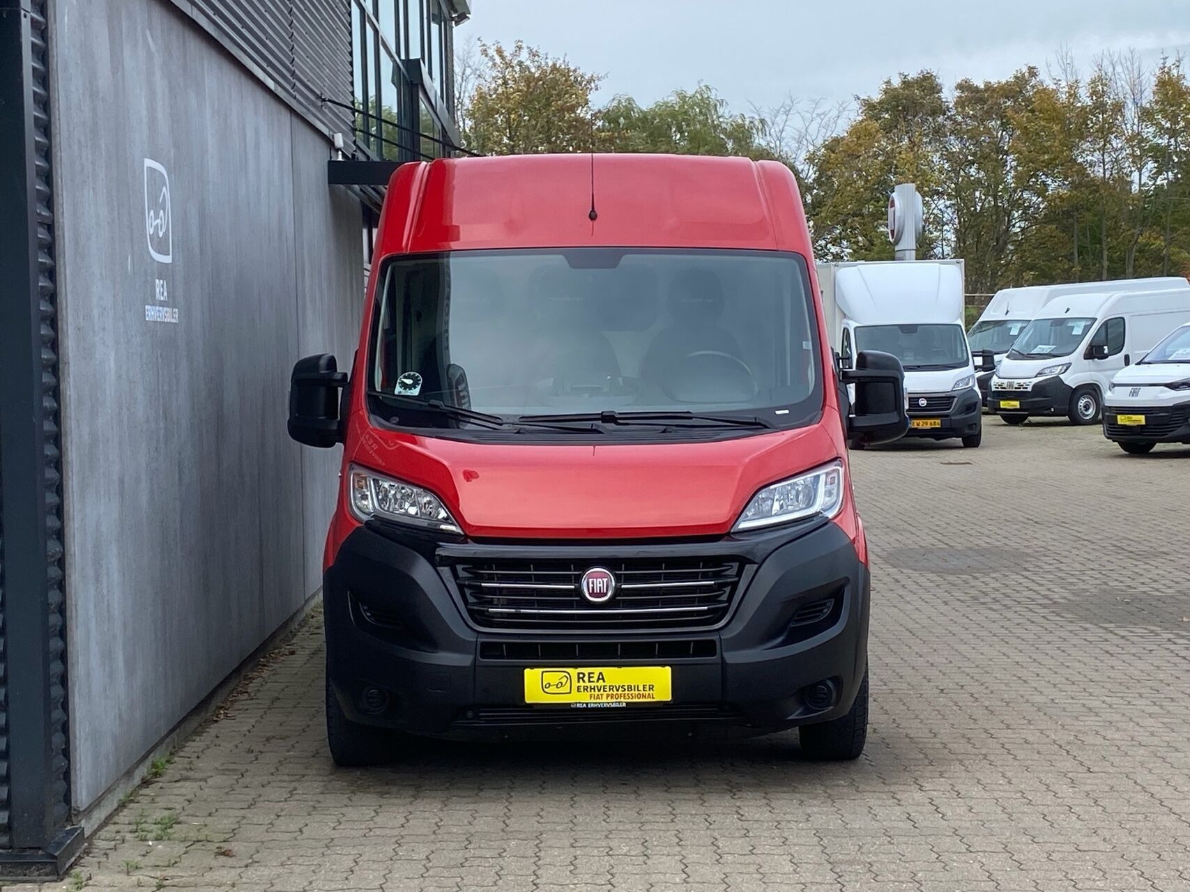 Rød Fiat Ducato fra 2020