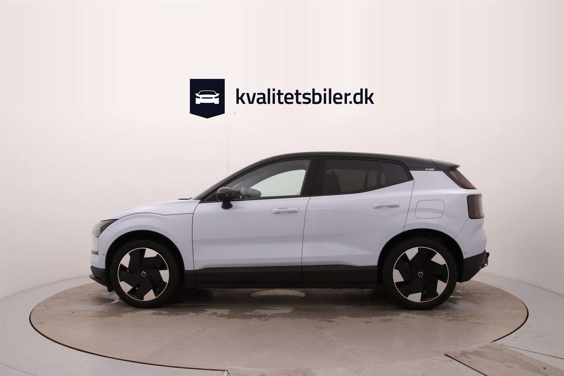 Blå Volvo EX30 fra 2024