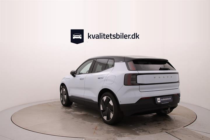 Blå Volvo EX30 fra 2024