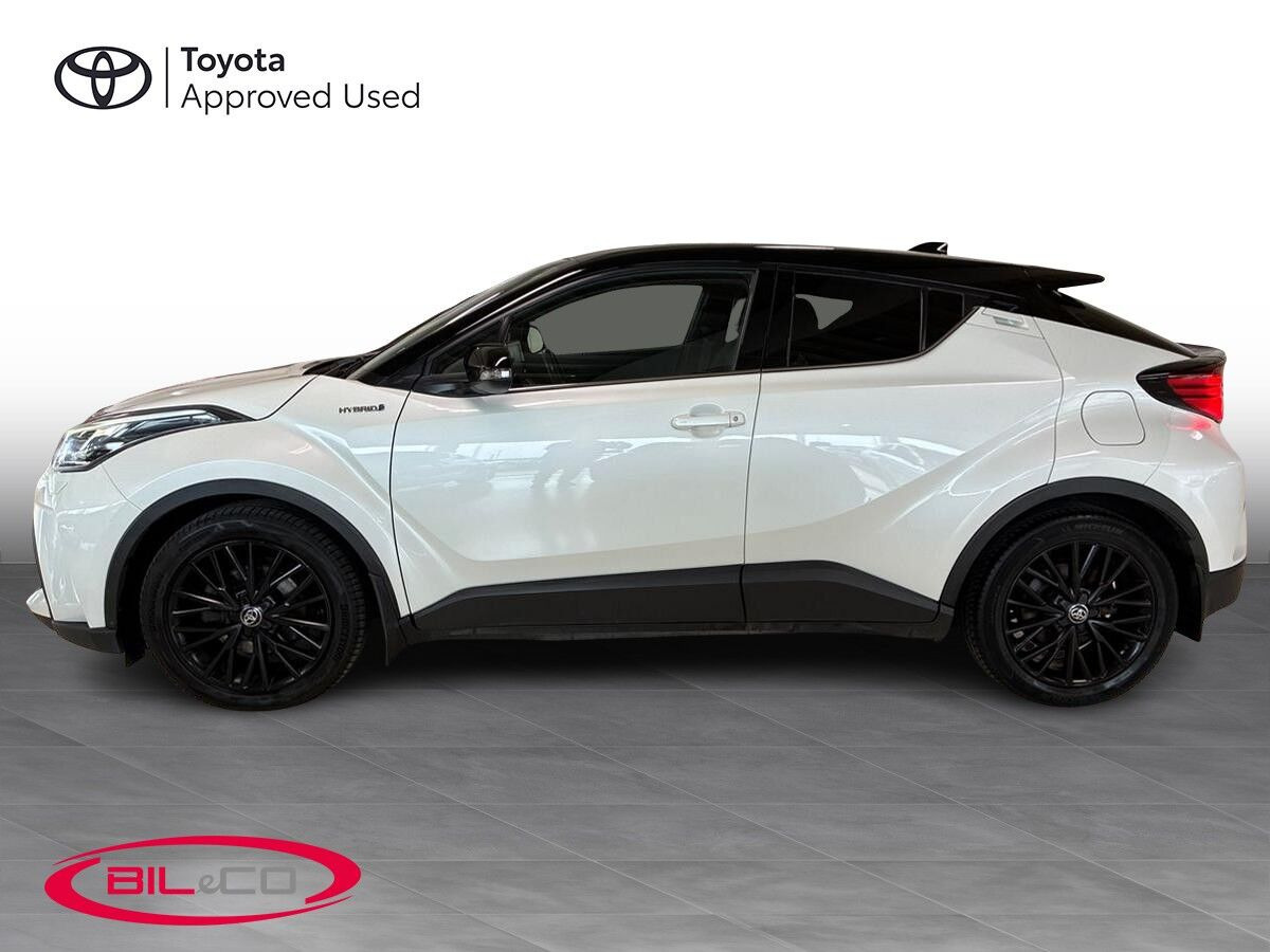 Hvid Toyota C-HR fra 2020
