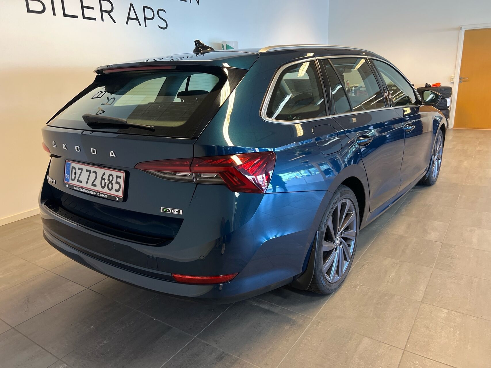Blå Skoda Octavia fra 2024